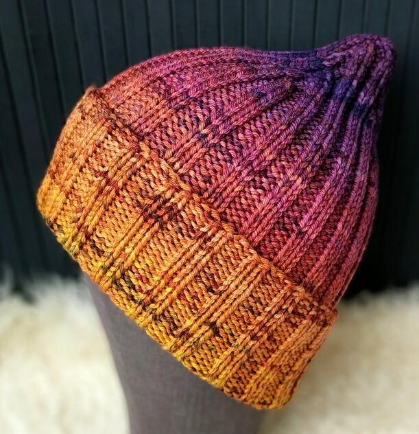 Шапка женская из мериноса экстрафайн Градиент