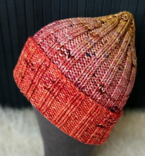 Шапка женская из мериноса экстрафайн Градиент
