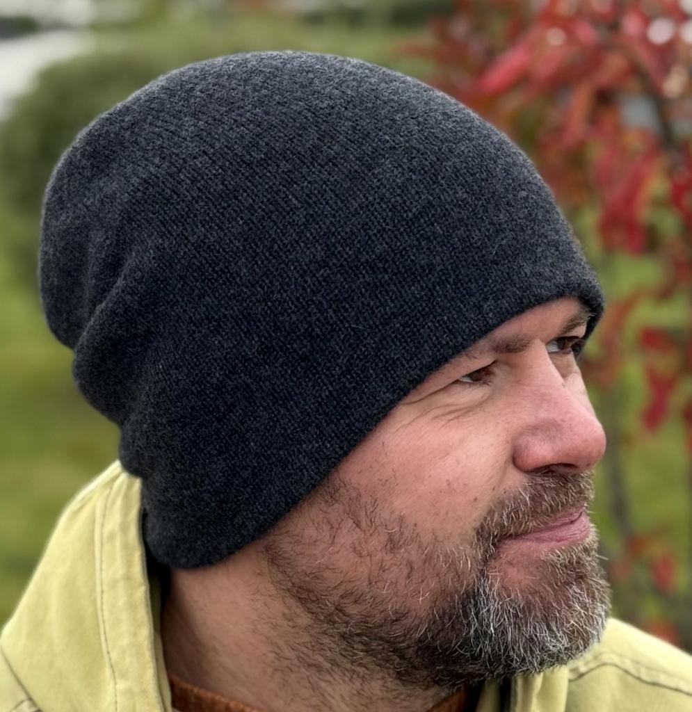 Шапка мужская из 100% кашемира