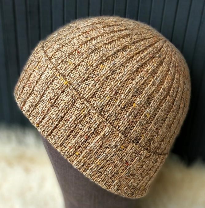 Шапка мужская из кашемира Бежевый