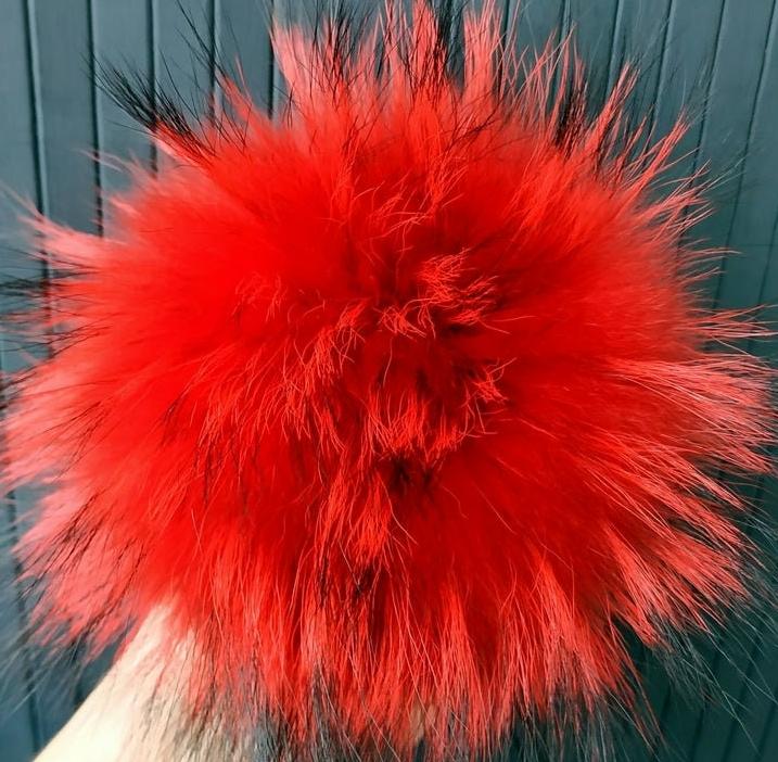 Меховой помпон Енот Красный