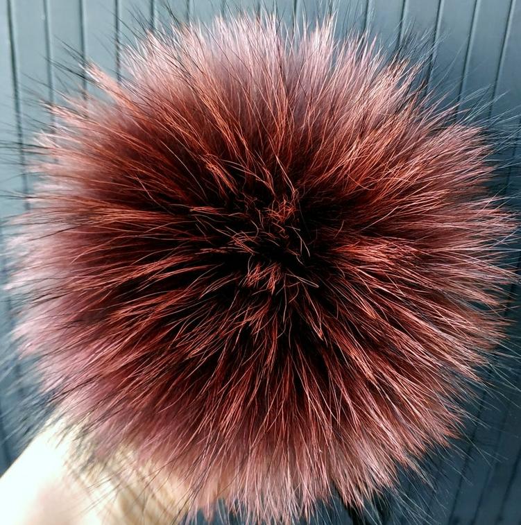 Меховой помпон Енот Бордовый