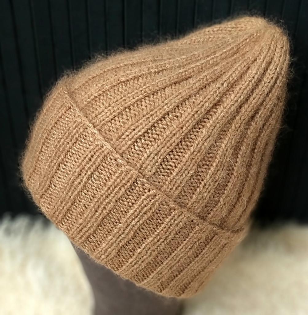 Шапка из пуха верблюда и суперкидмохера