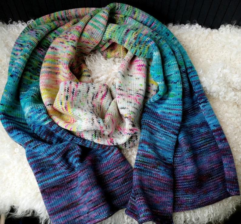 Шарф из мериноса ручного окрашивания