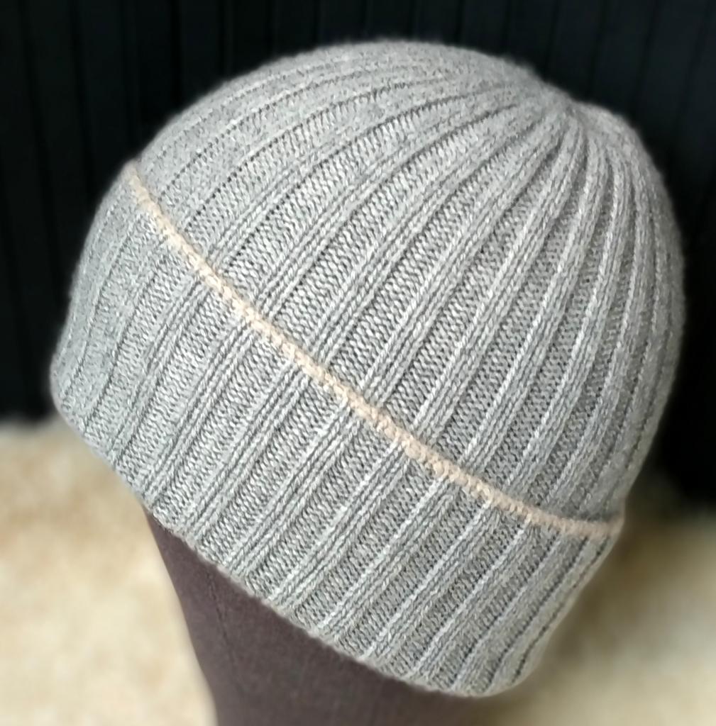 Шапка мужская из кашемира Светло-серый