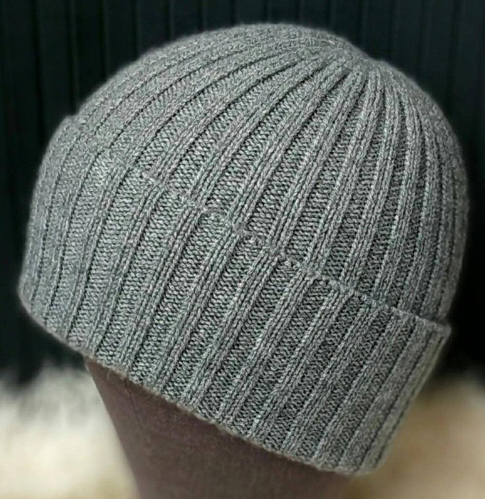 Шапка из кашемира мужская Серый