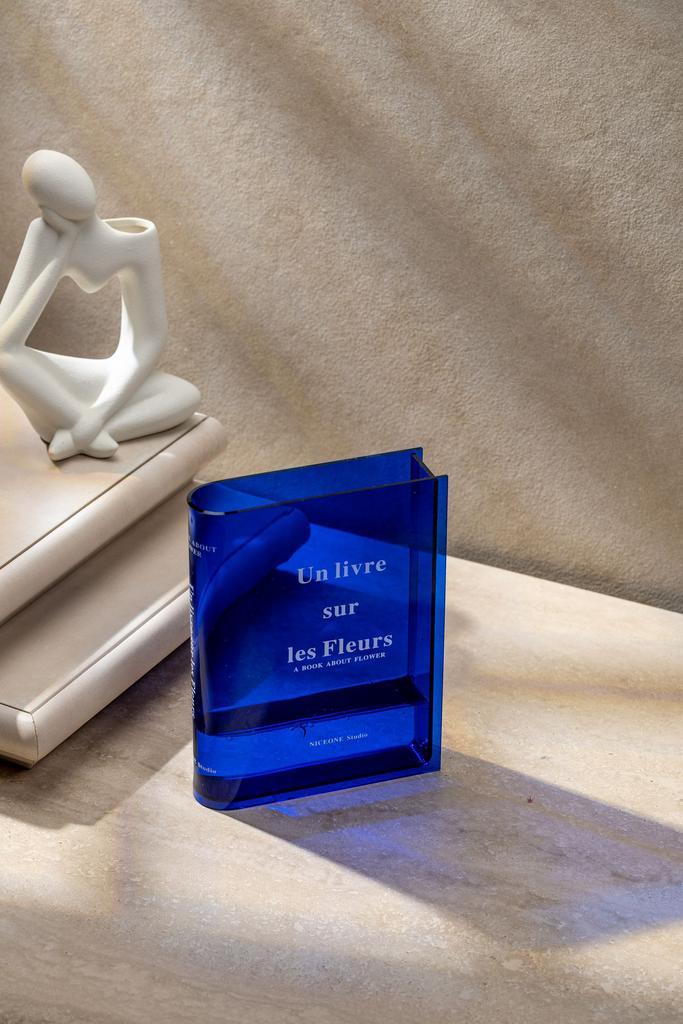 Ваза акриловая - Книга