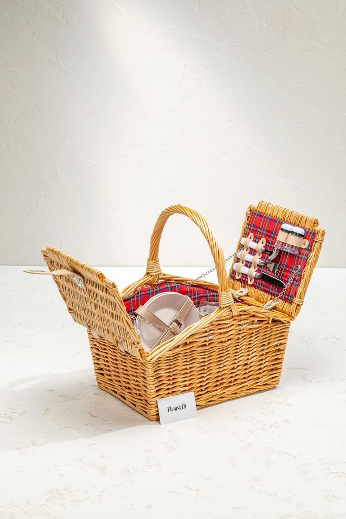 Корзина для пикника на 2 персоны
