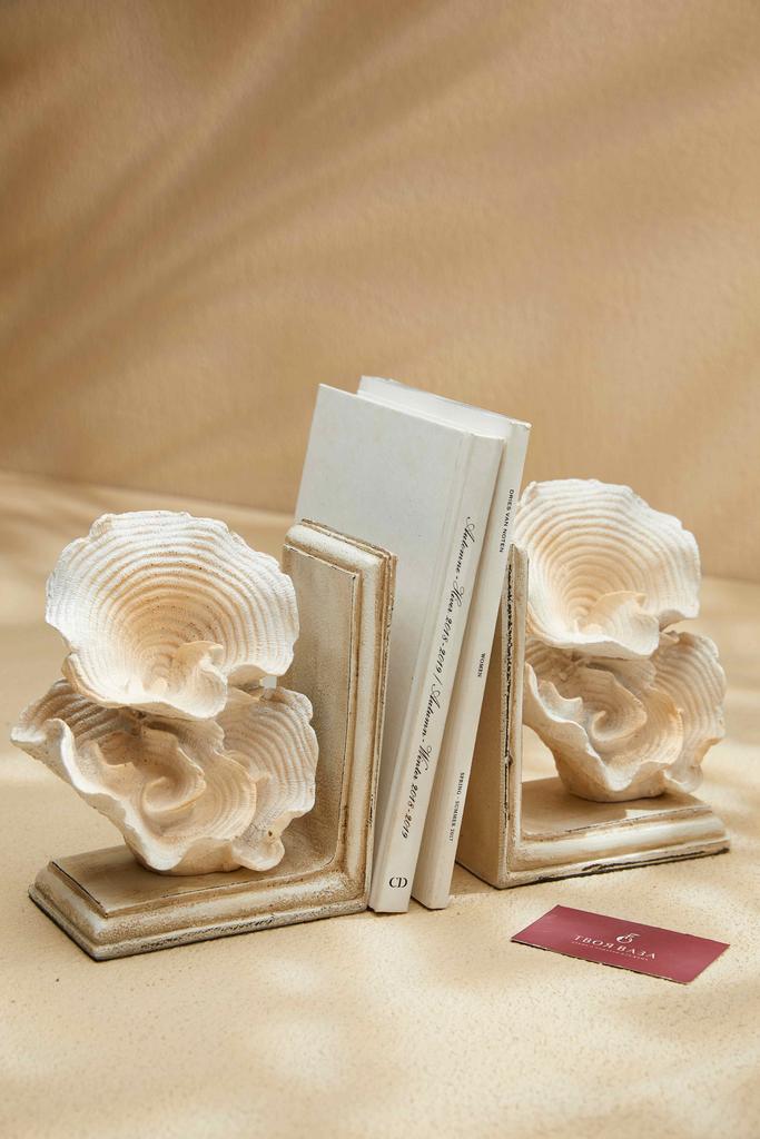 Держатель книг Мерулина