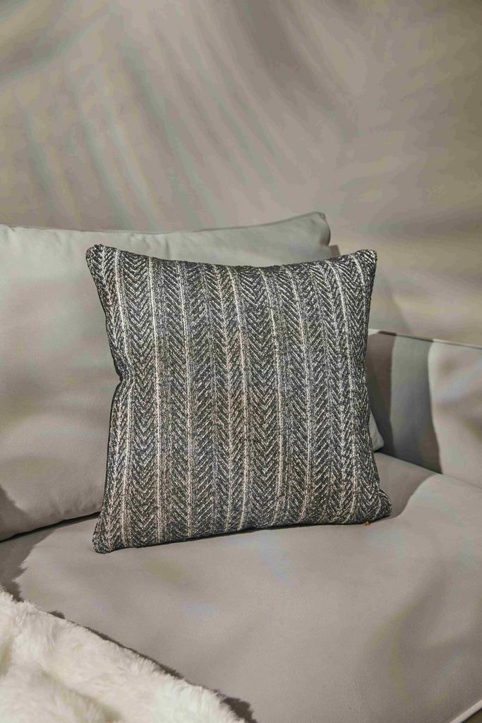 Декоративная подушка "Графит" 50х50