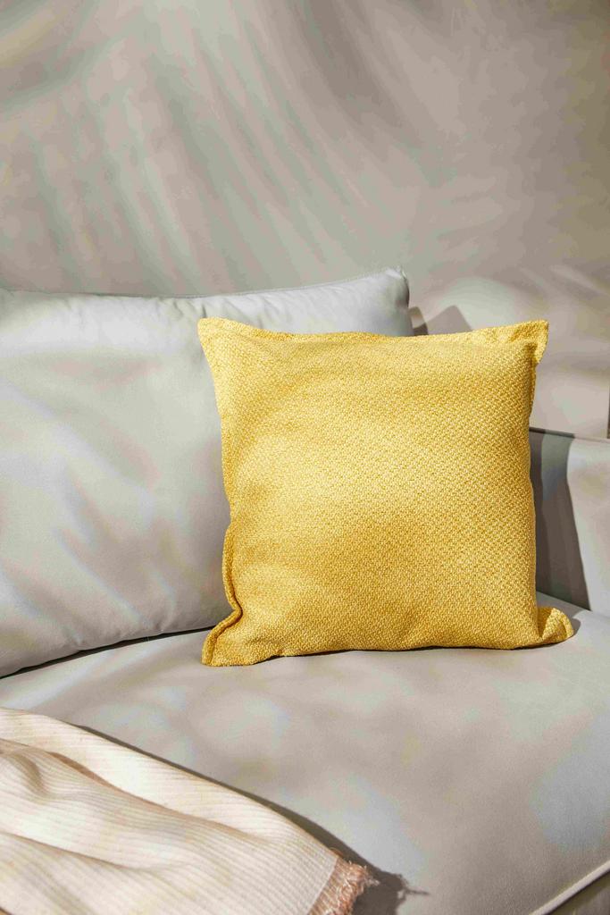 Декоративная подушка "Охра" 50х50