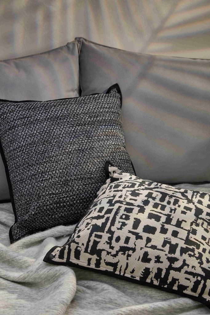 Декоративные подушки "Муссон"