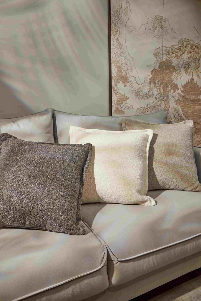 Декоративные подушки "Грей"