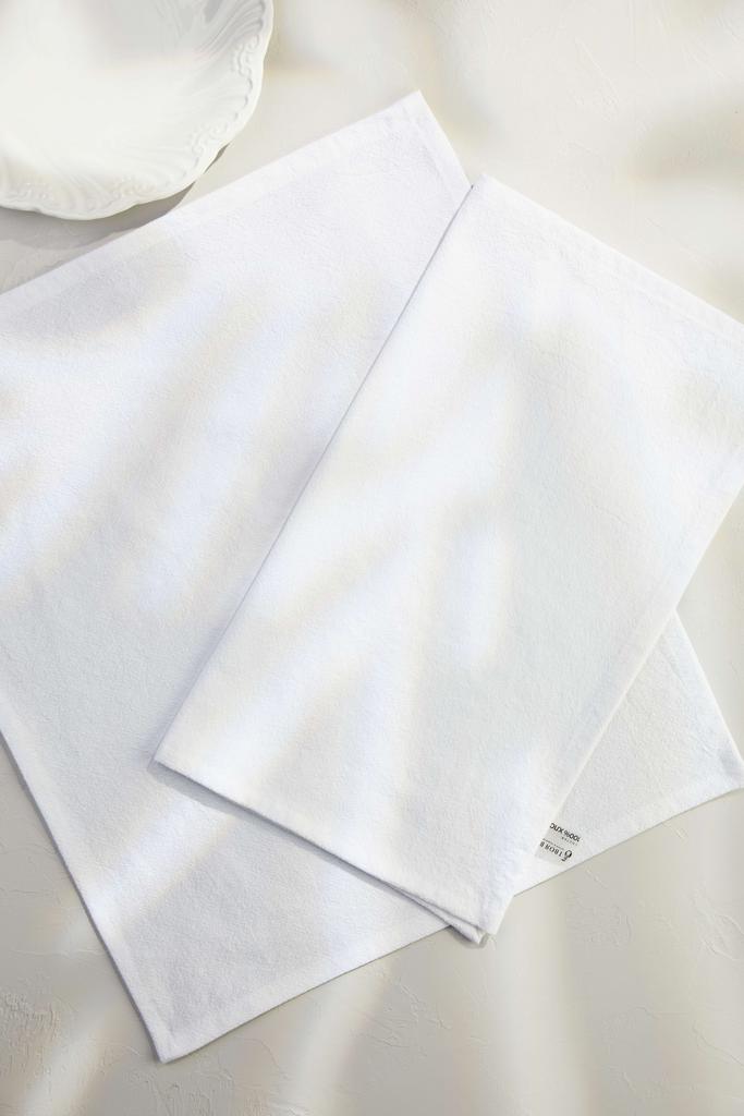 Декор на стол - (35 х 40) - Белый