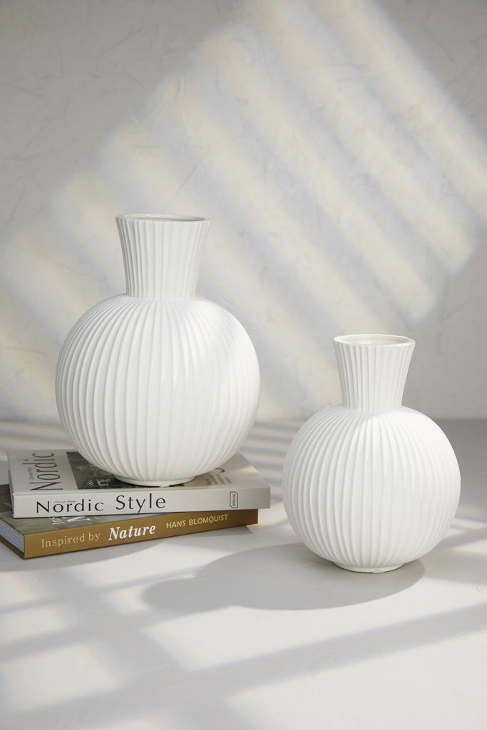 Ваза Снежана