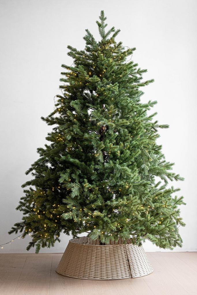 Подставка под елку