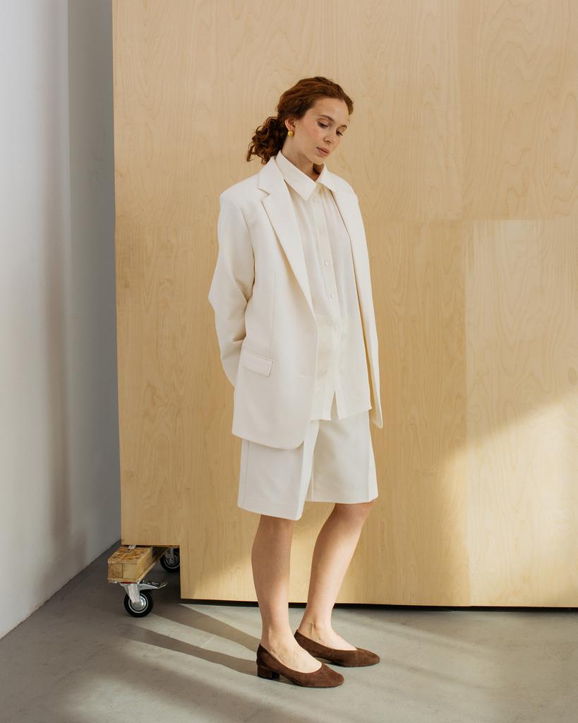 Пиджак прямой, молочный