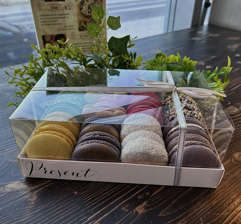 Набор макарон подарочный