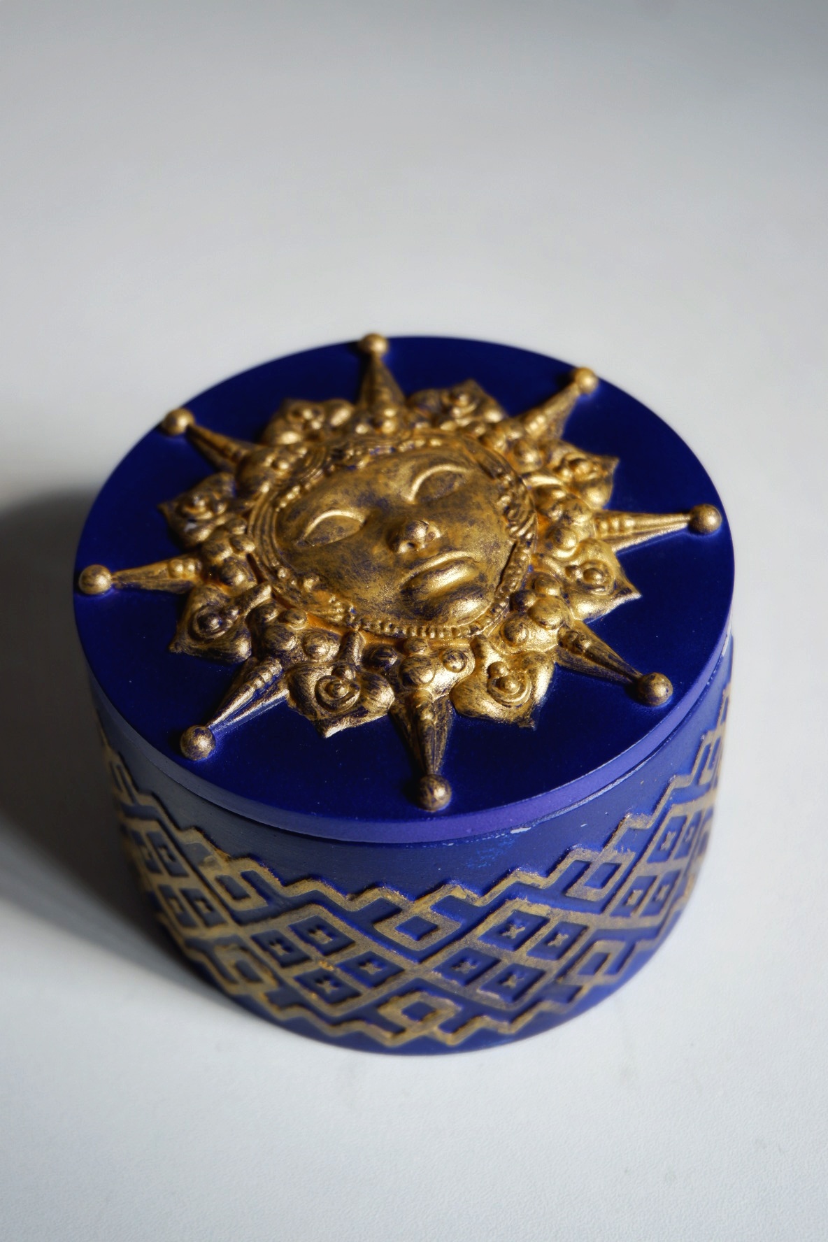 Молд Солнце