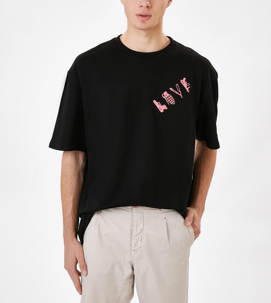 Футболка OVERSIZE "L.O.V.E."