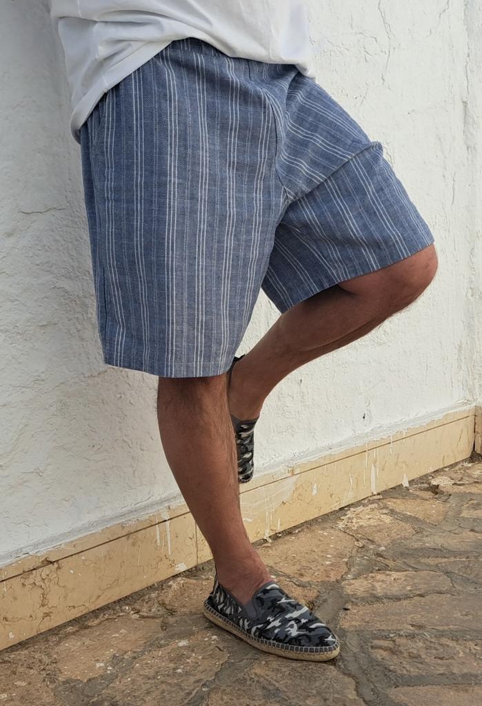 Шорты в полоску