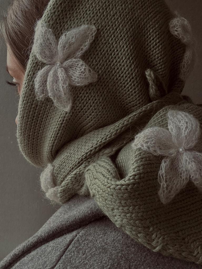 Косынка "45 лепестков" вязание на машине