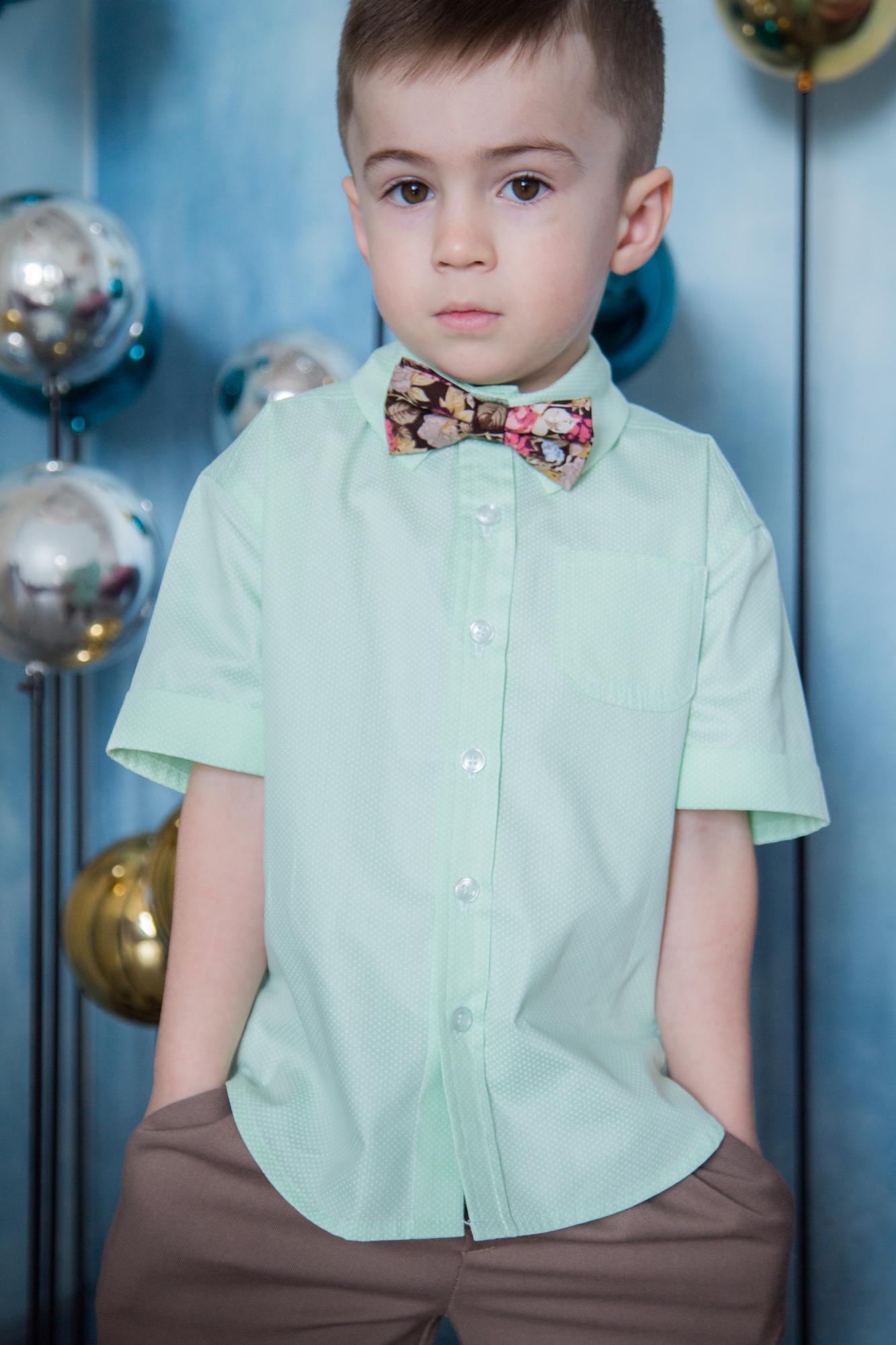 Рубашка "Белый горошек на зеленом" с коротким рукавом