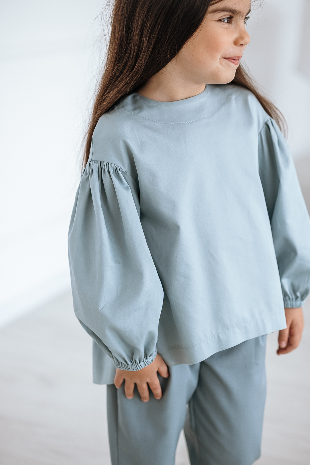 Детская блузка "Серо-голубой лед"