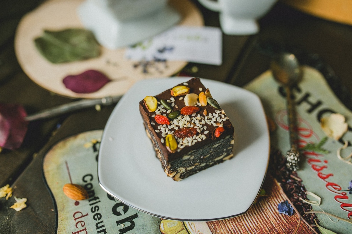 Пирожное "Сникерс"