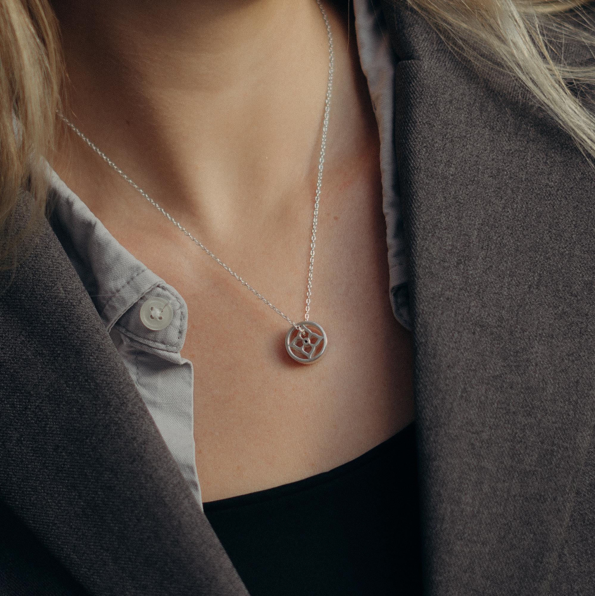 Кулон Tverskaya