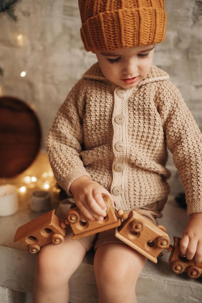 Мастер-класс по вязанию детского пальто-рубашки "Jerry" крючком.