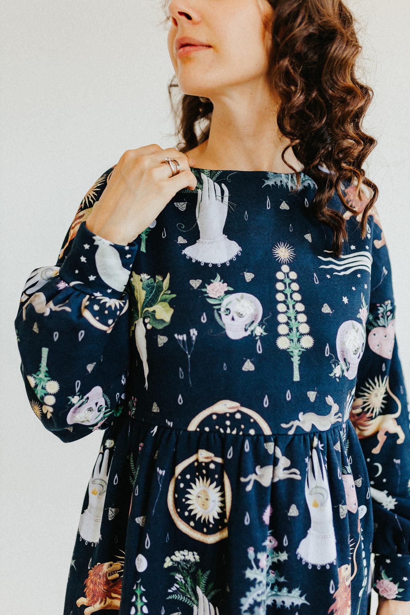 Платье Ласточка - Принт Алхимия