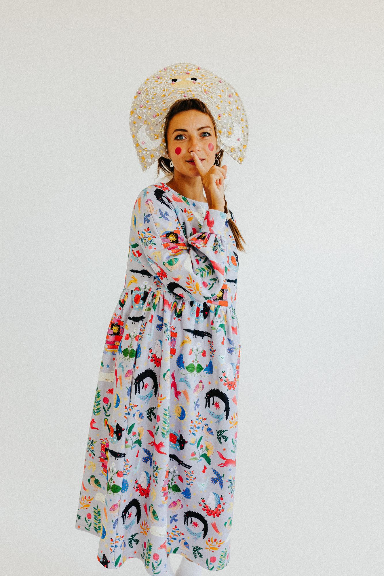 Платье Ласточка - Принт Сказка На Сером