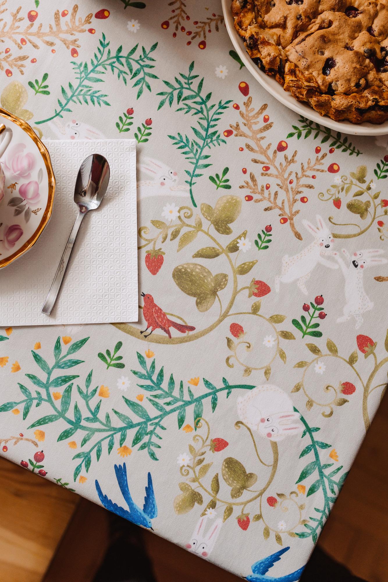 Скатерть - Принт Зайцы