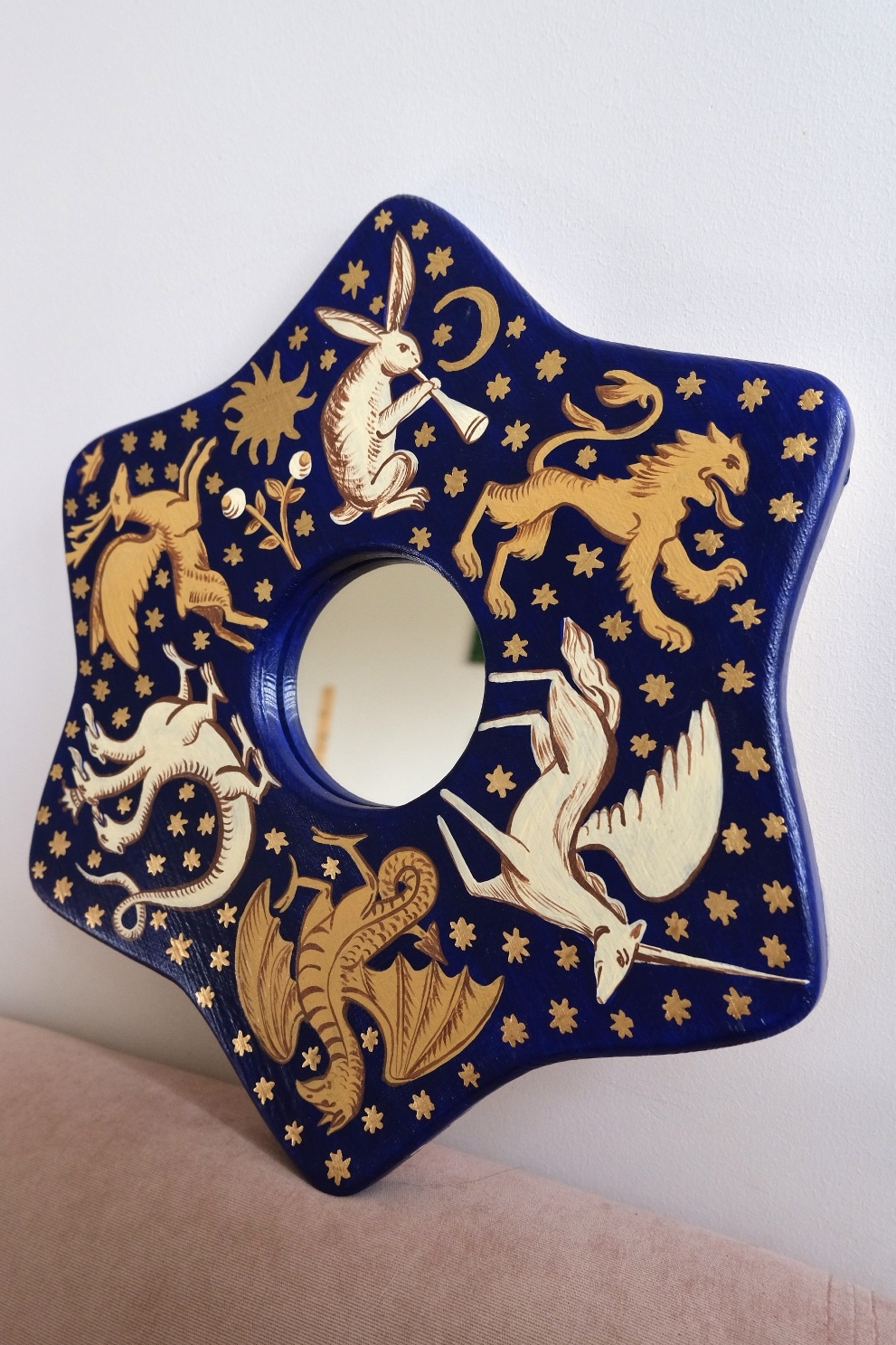 Зеркало Средневековые животные