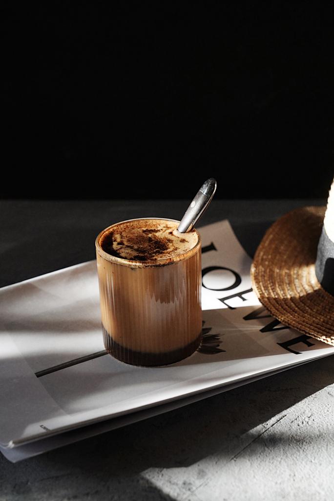 Кофе, июнь 2022, 20х30