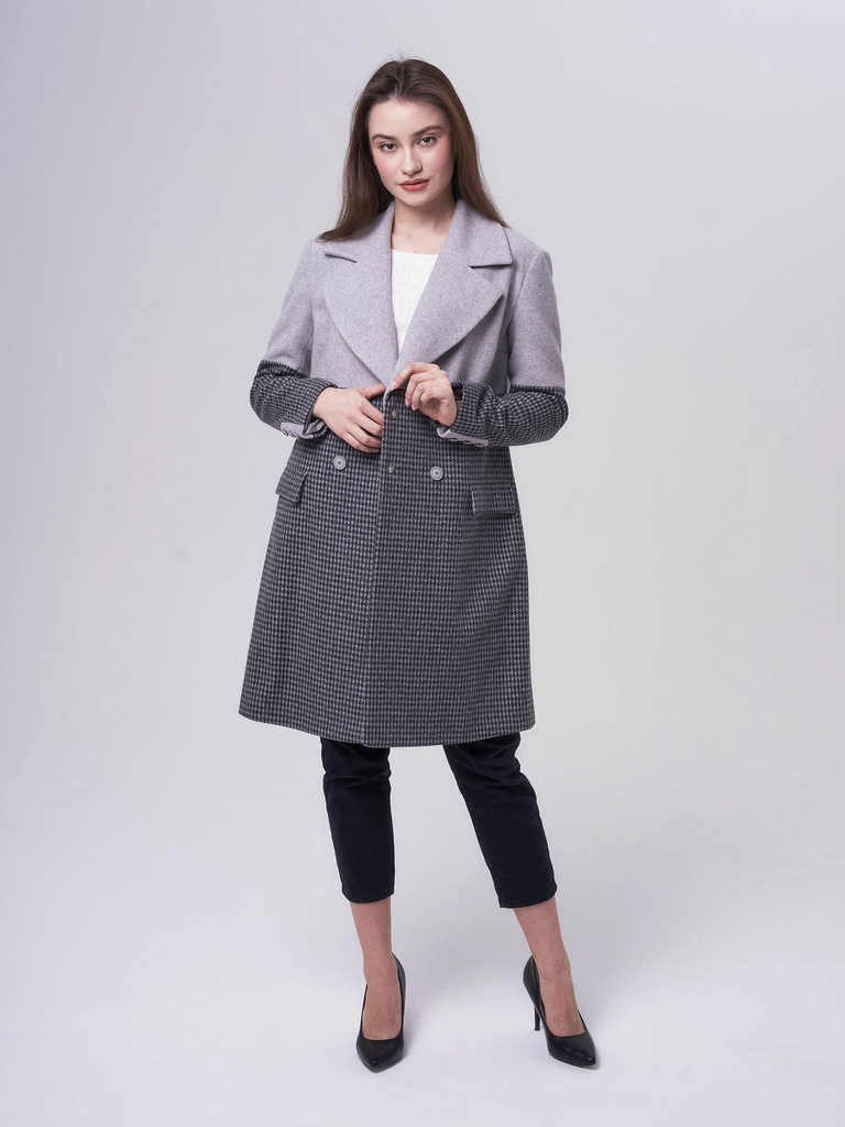 Пальто женское комбинированное в клетку