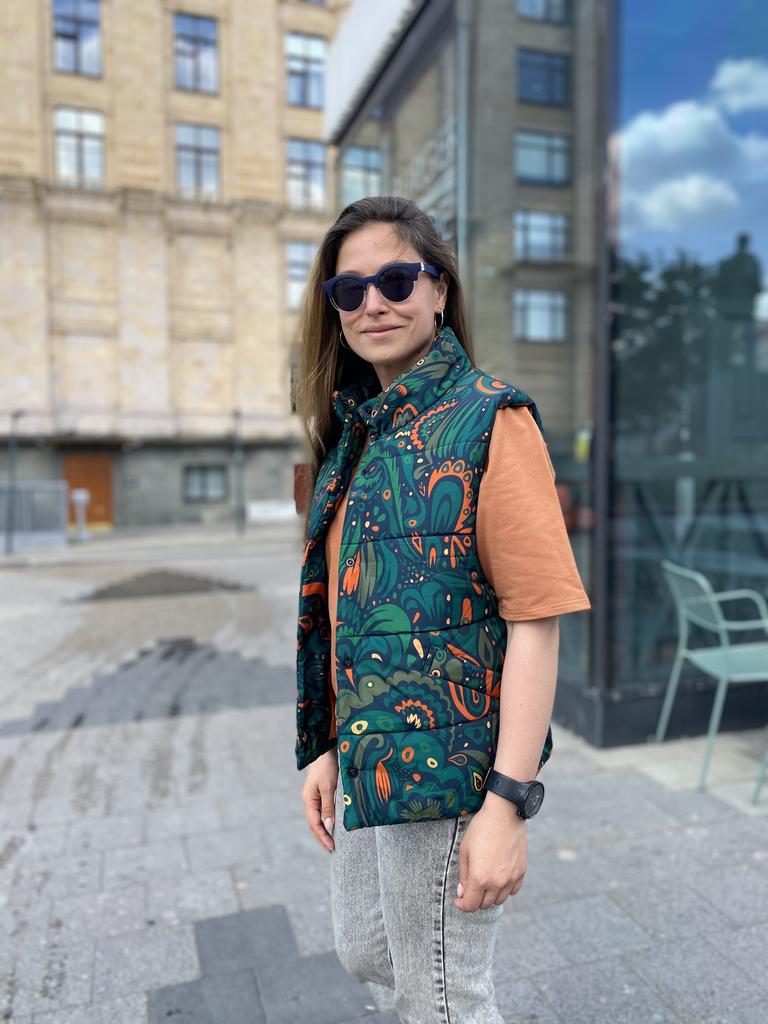 Жилетка женская утепленная Изумруд