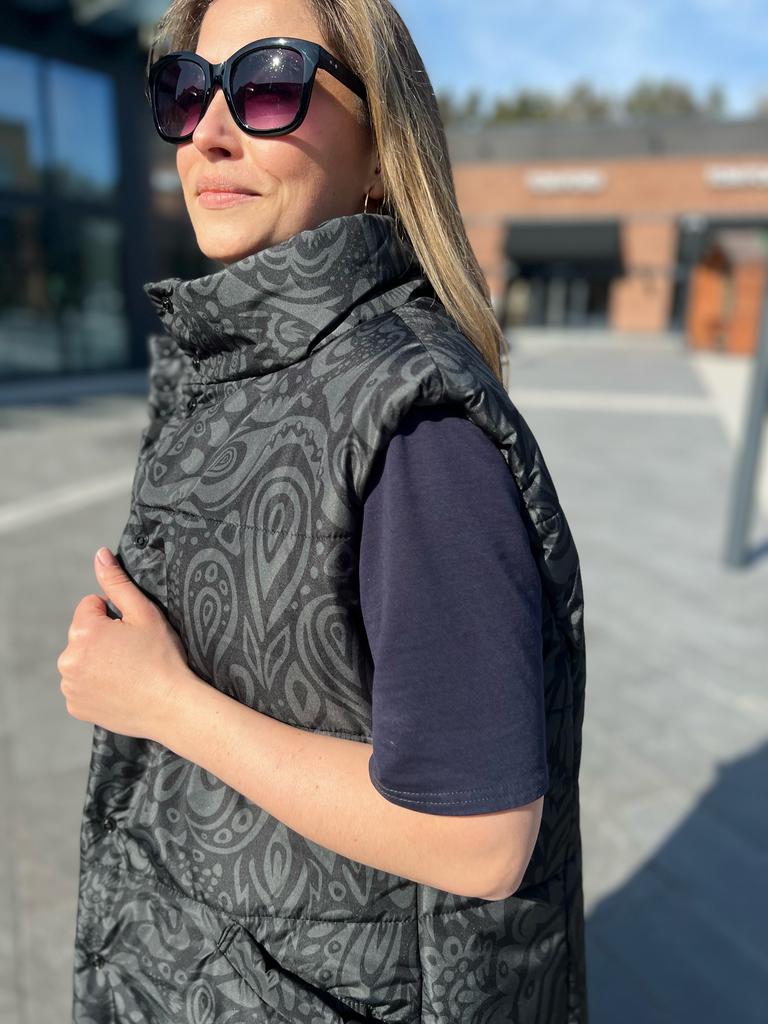 Жилетка женская удлиненная Графит