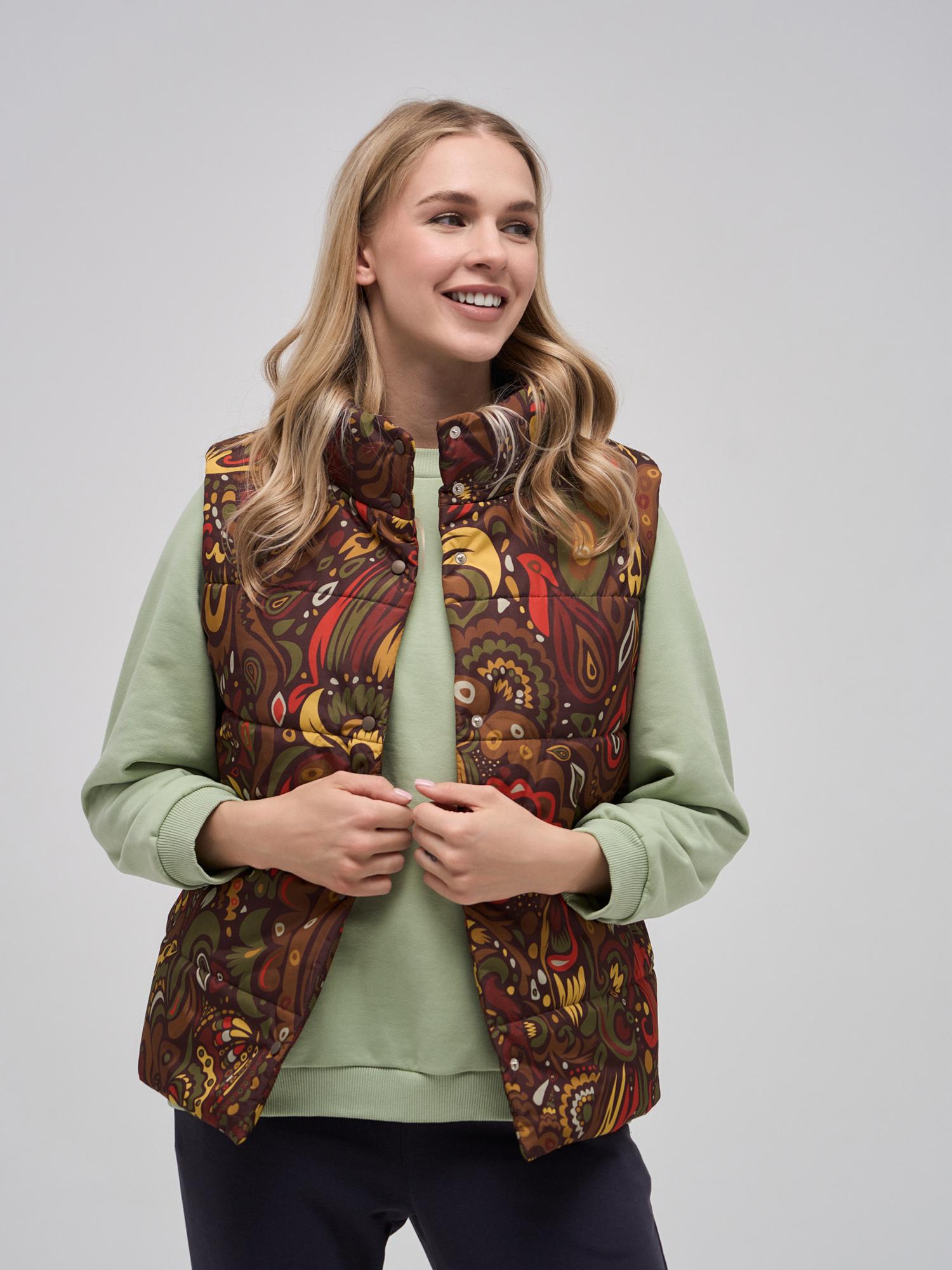 Жилетка женская утепленная Билибинские сказки