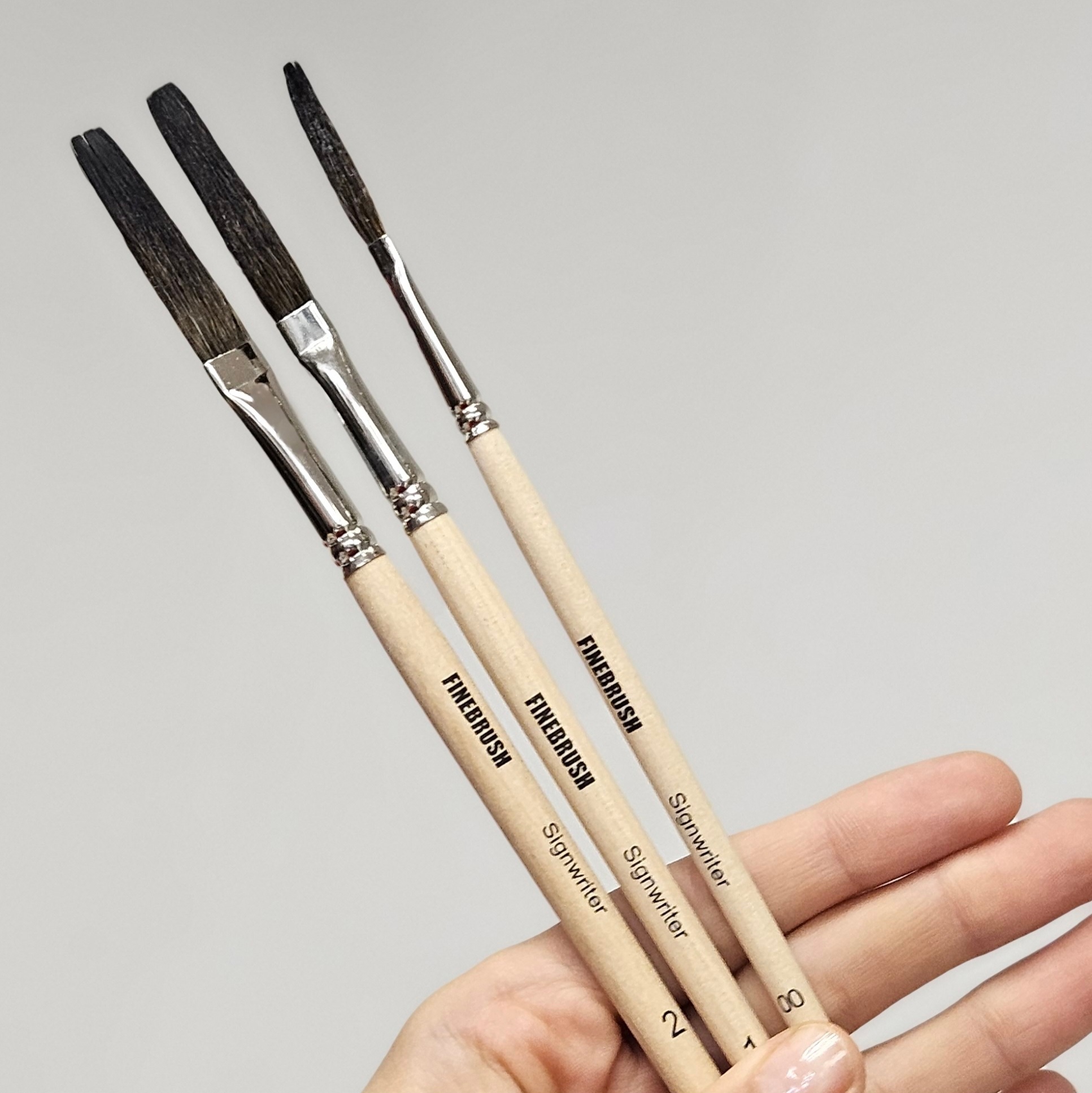 Кисть для леттеринга. Finebrush Signwriter 2