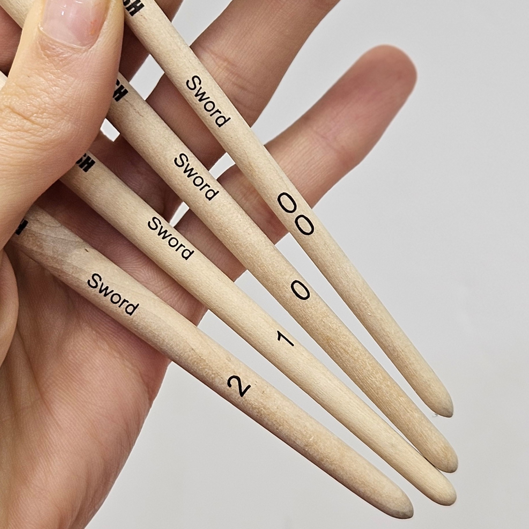 Кисть для пинстрайпинга Finebrush "Sword"