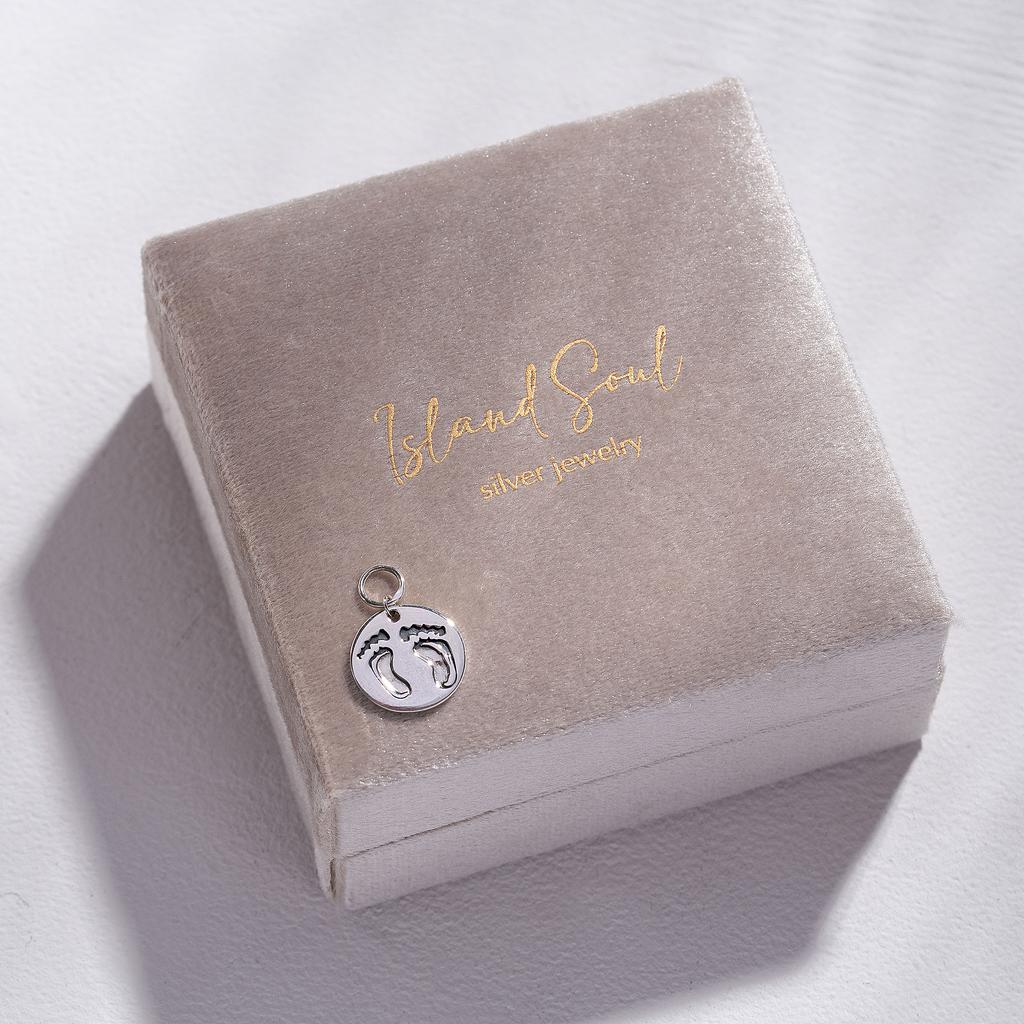 Подвеска на серьгу со следами детских ножек (Ag 925)