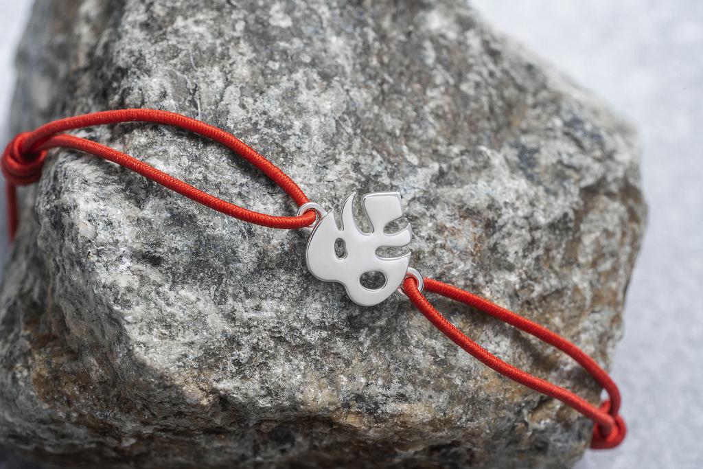 Браслет на красной нити "Лист" (Ag 925)