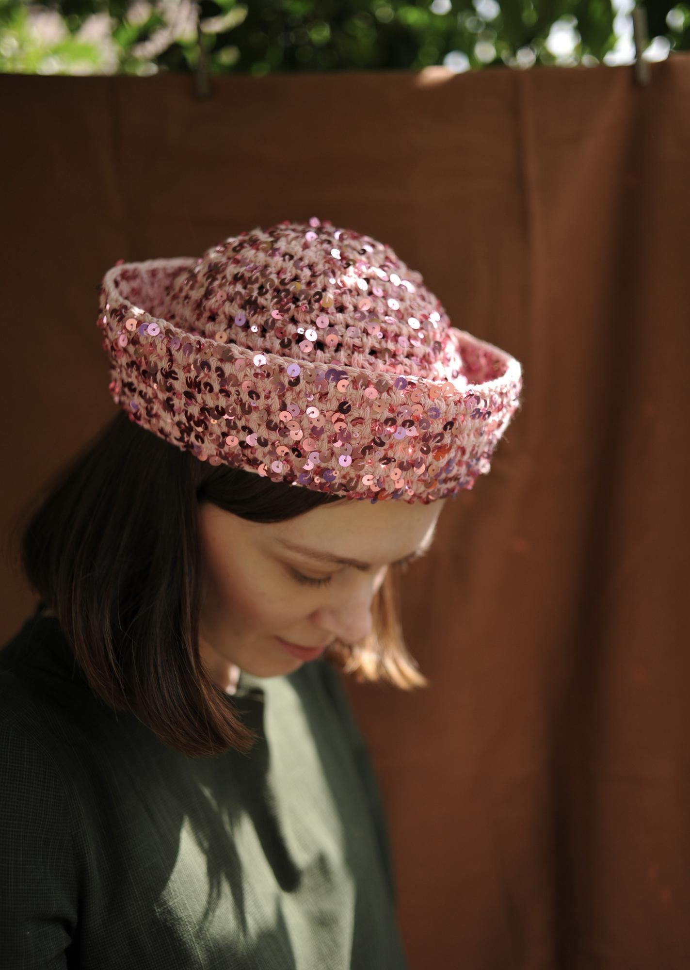 Панама-морячка с пайетками розовая