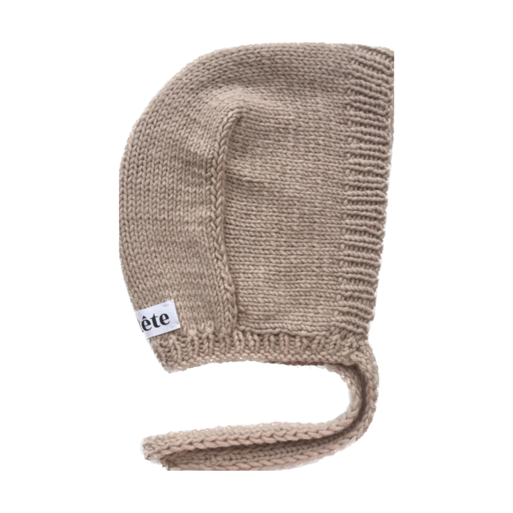 Чепчик песочный