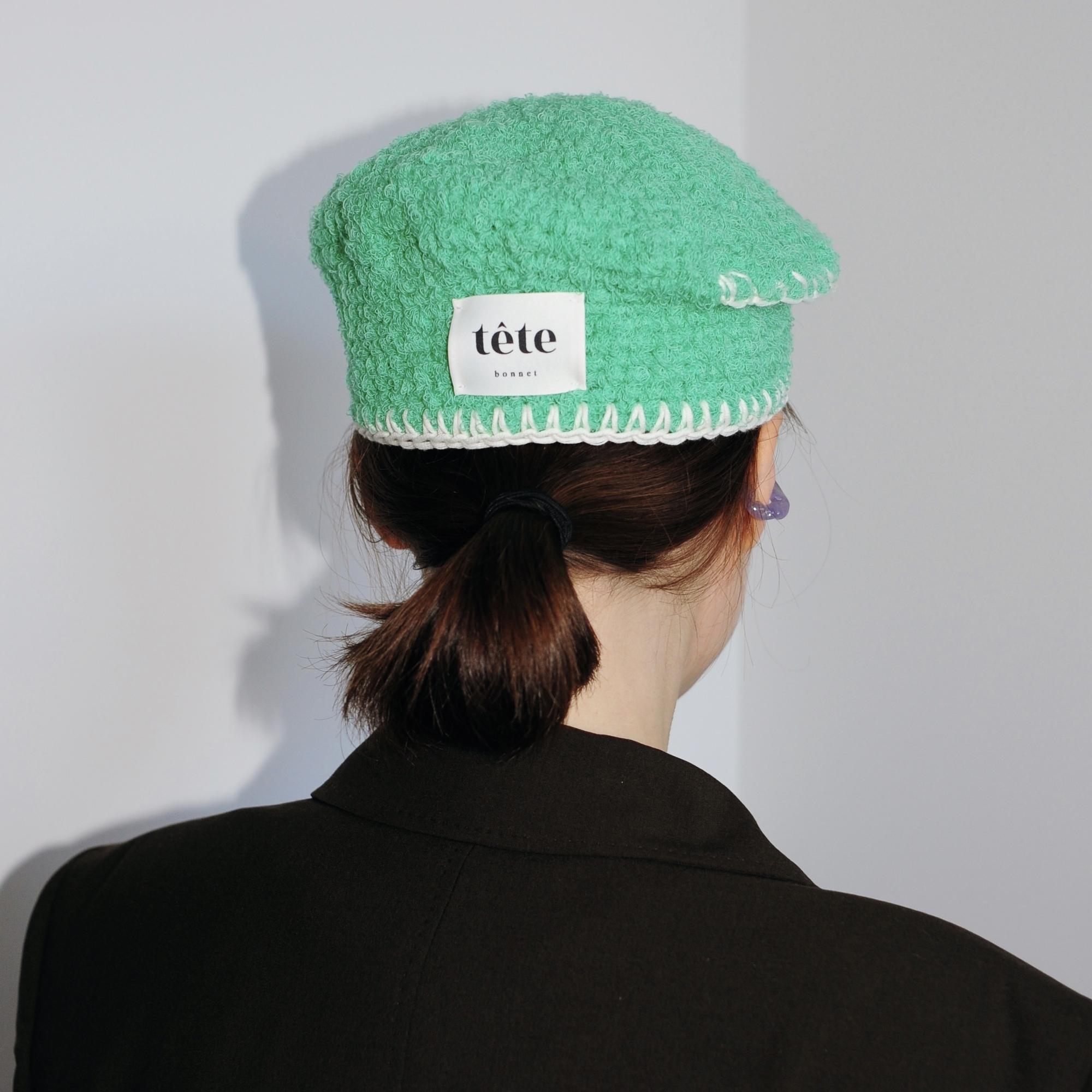 Пирожок зеленый из фактурного хлопка