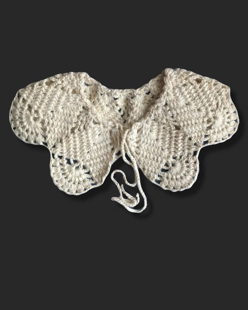 Воротник из  шерсти