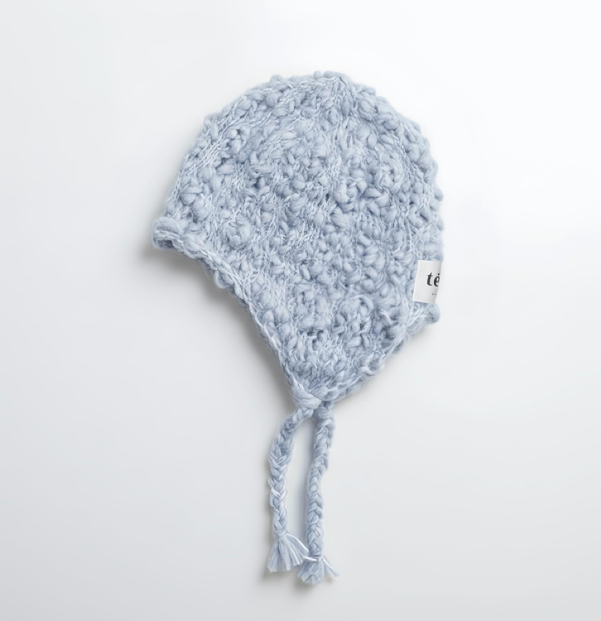 Чепчик с косичками