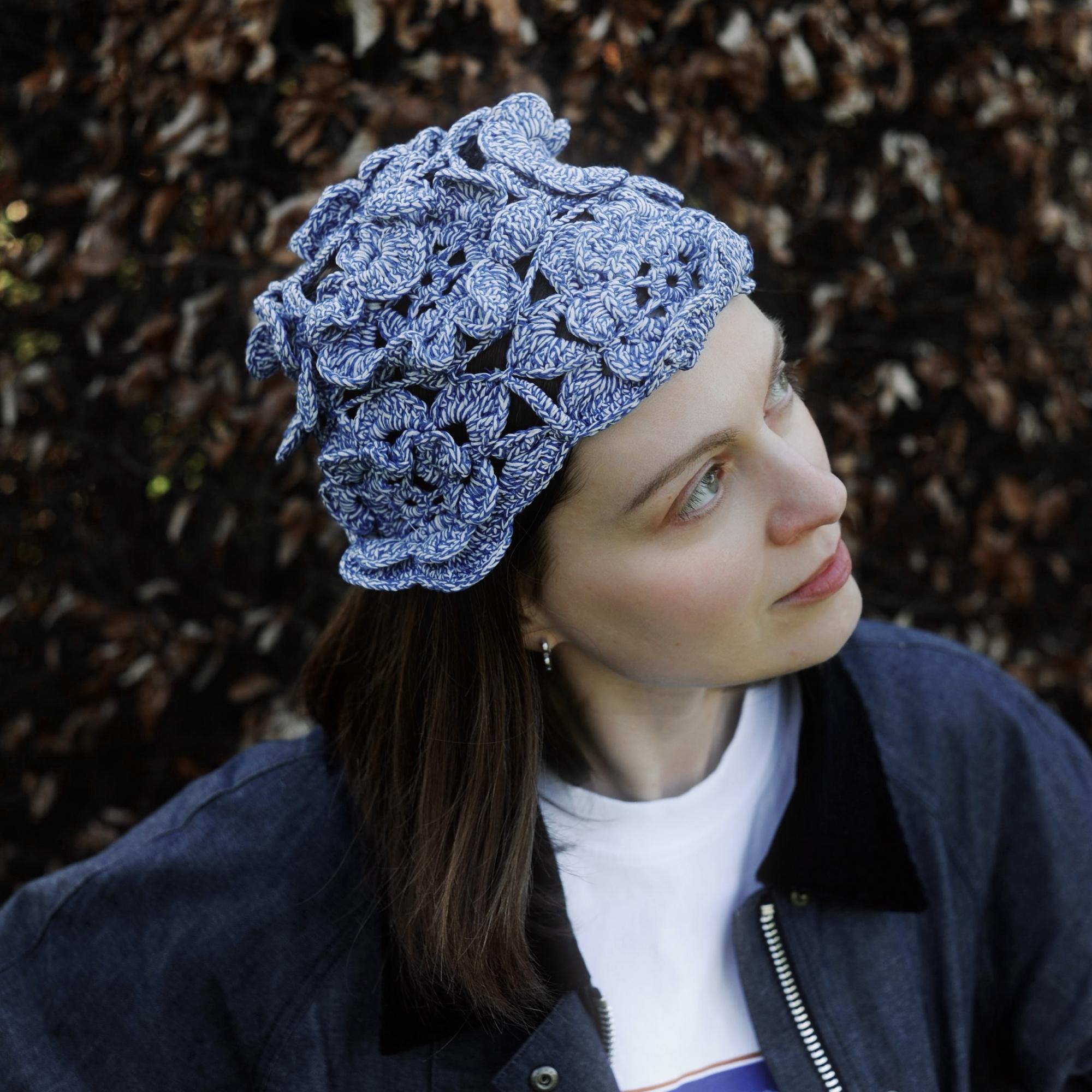 Шапочка плавательная с цветами